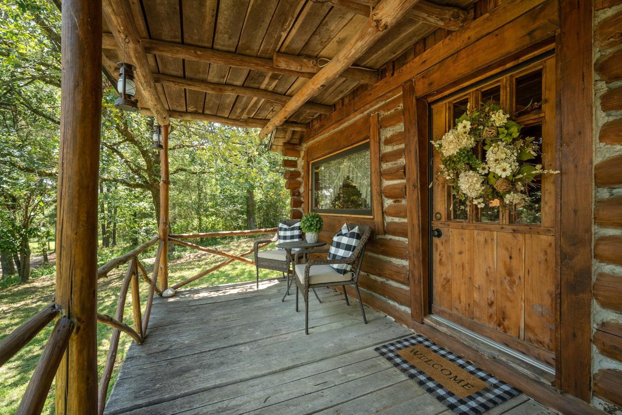Spring Hill Farm - The Happy Hound Villa Alma Bagian luar foto